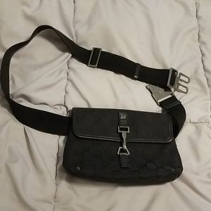 Gucci waist bag/ bumbag